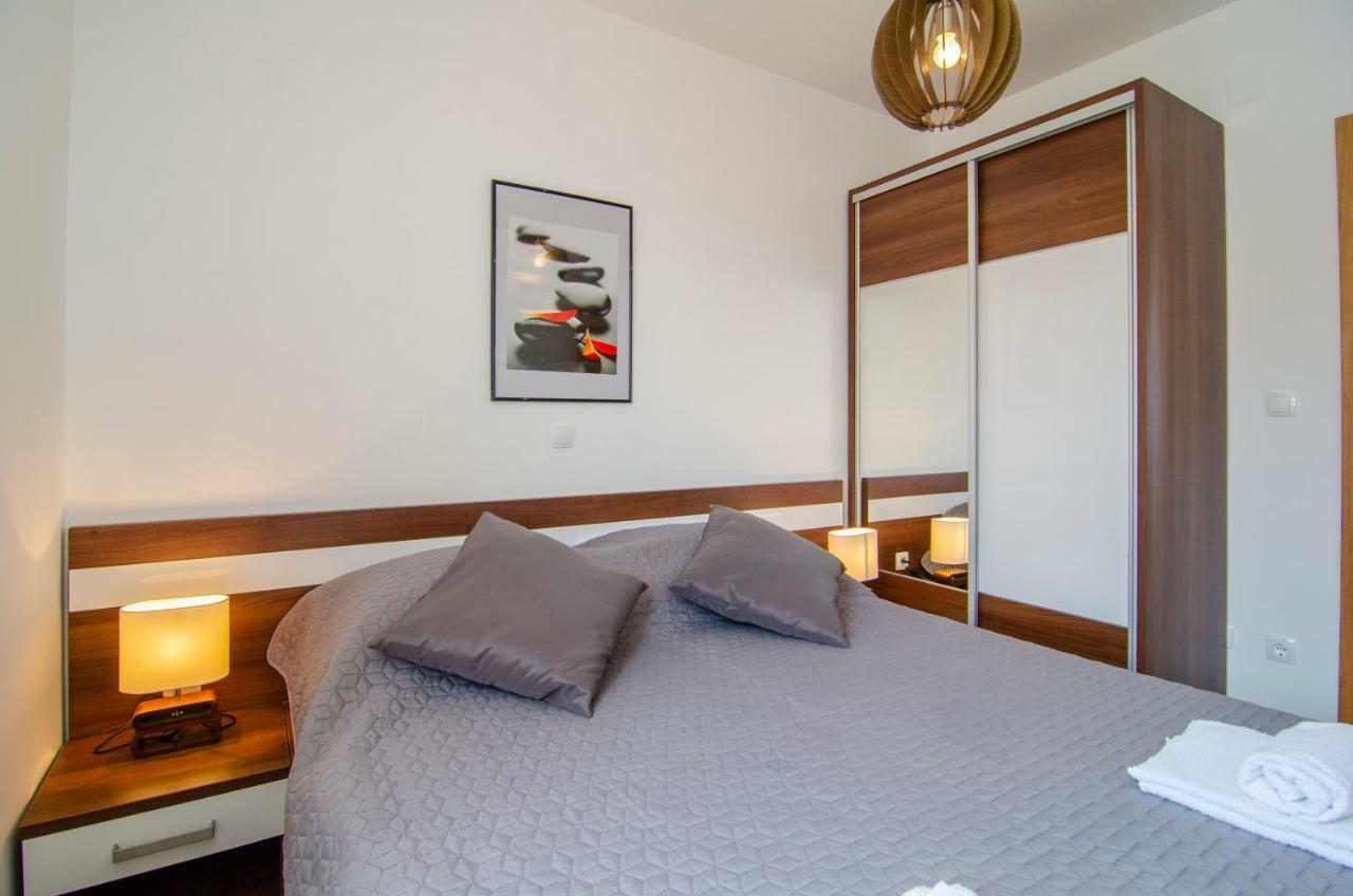 Apartments Sara 3 波尔 外观 照片