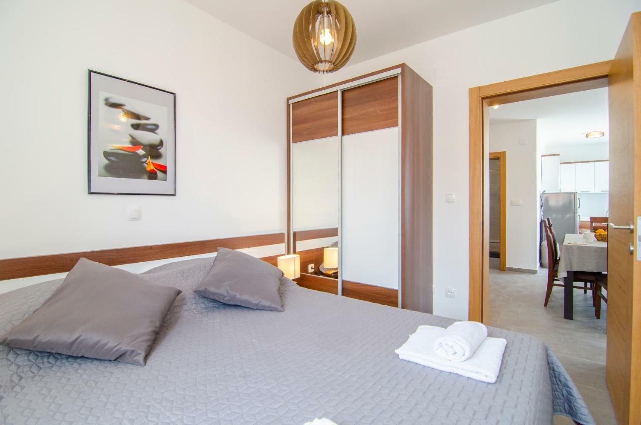 Apartments Sara 3 波尔 外观 照片