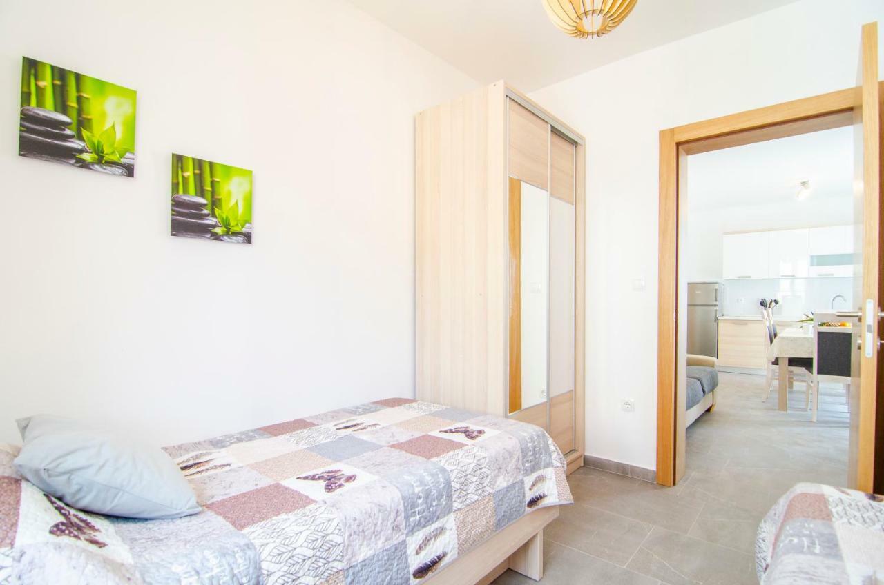 Apartments Sara 3 波尔 外观 照片