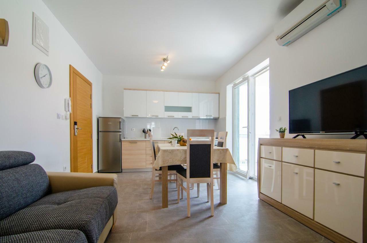 Apartments Sara 3 波尔 外观 照片