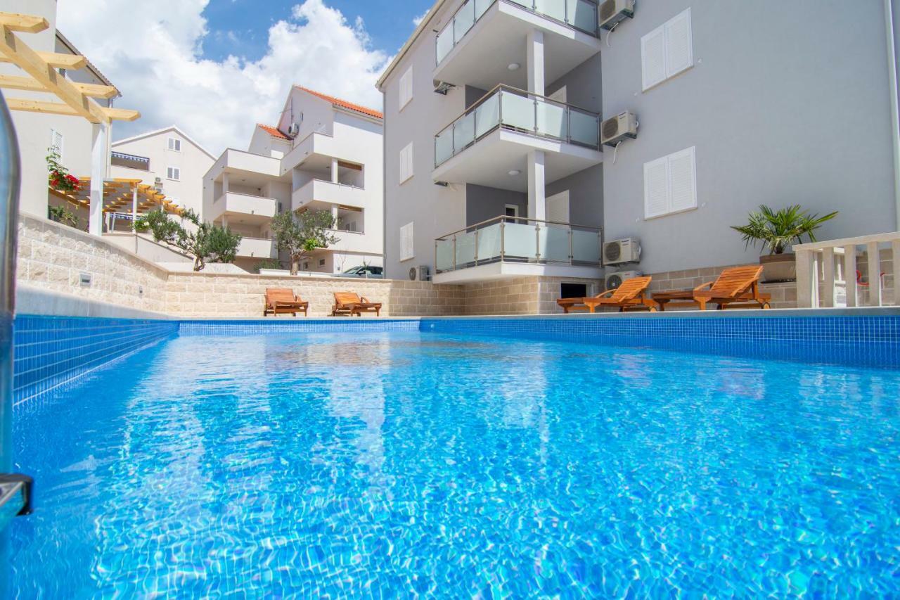 Apartments Sara 3 波尔 外观 照片
