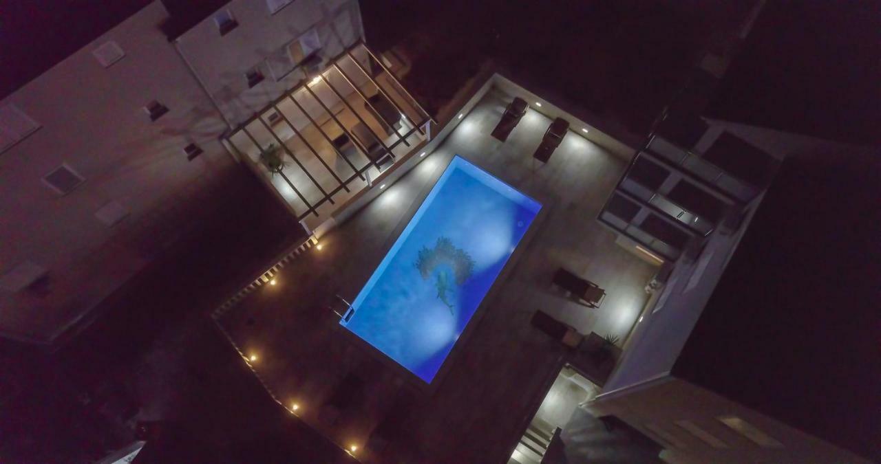 Apartments Sara 3 波尔 外观 照片